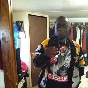 Meet your Posher, Jayjay